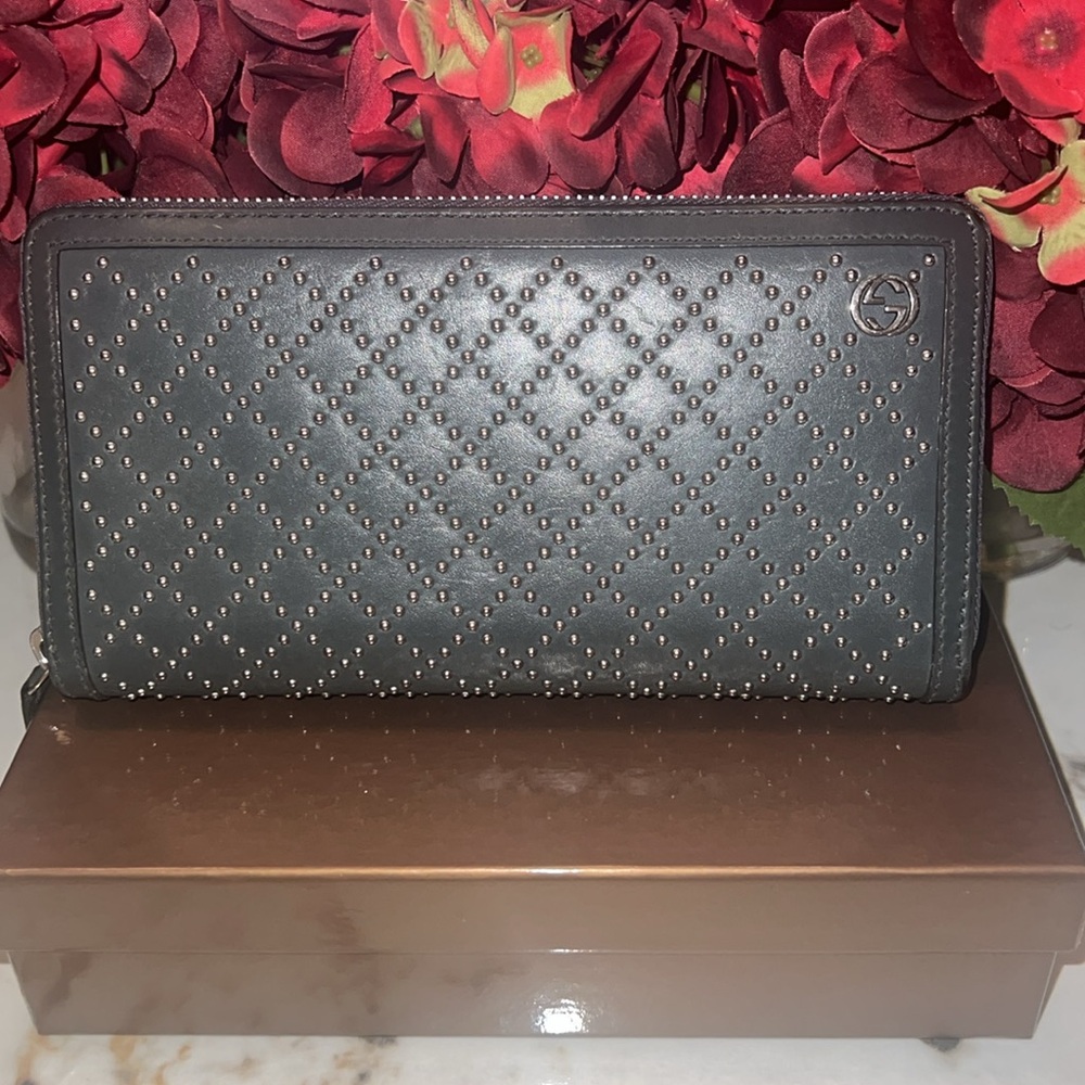 EUC GUCCI Diamante Studded Zippy Long Wallet- color Charcoal